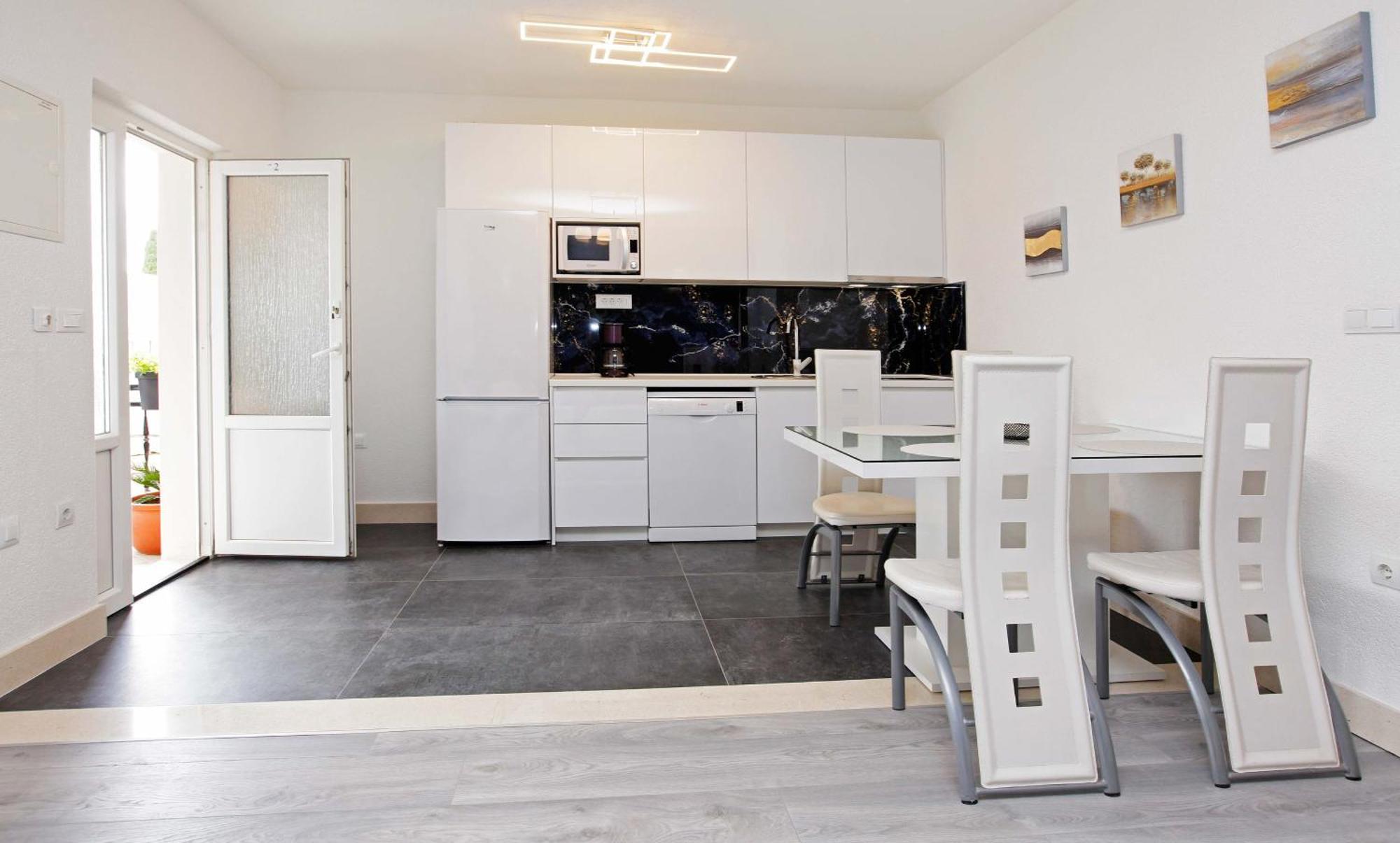 Apartments Toni بول الغرفة الصورة