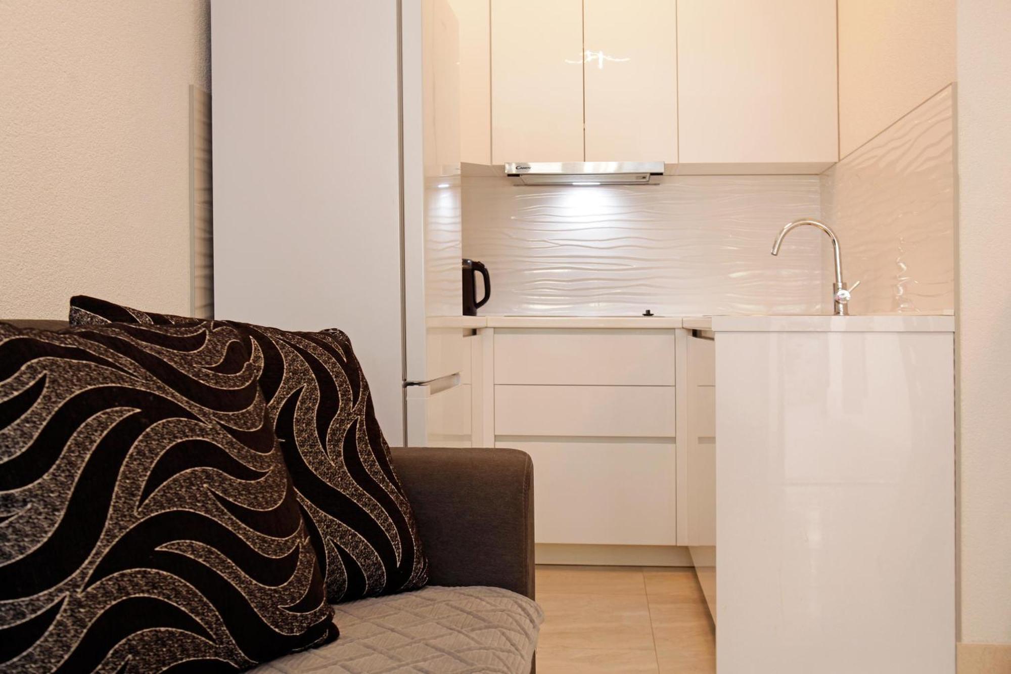 Apartments Toni بول الغرفة الصورة